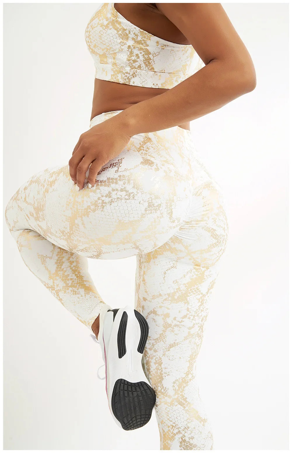 Snakeskin Scrunch Gym Leggings