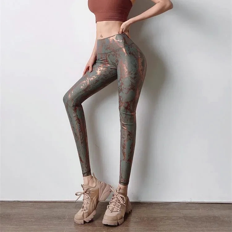 Snakeskin Scrunch Gym Leggings